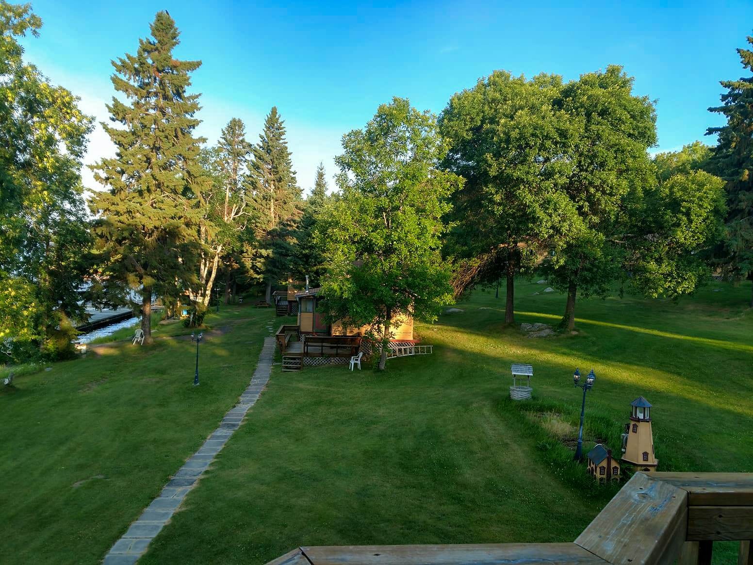 HOME Pipestone Point Resort